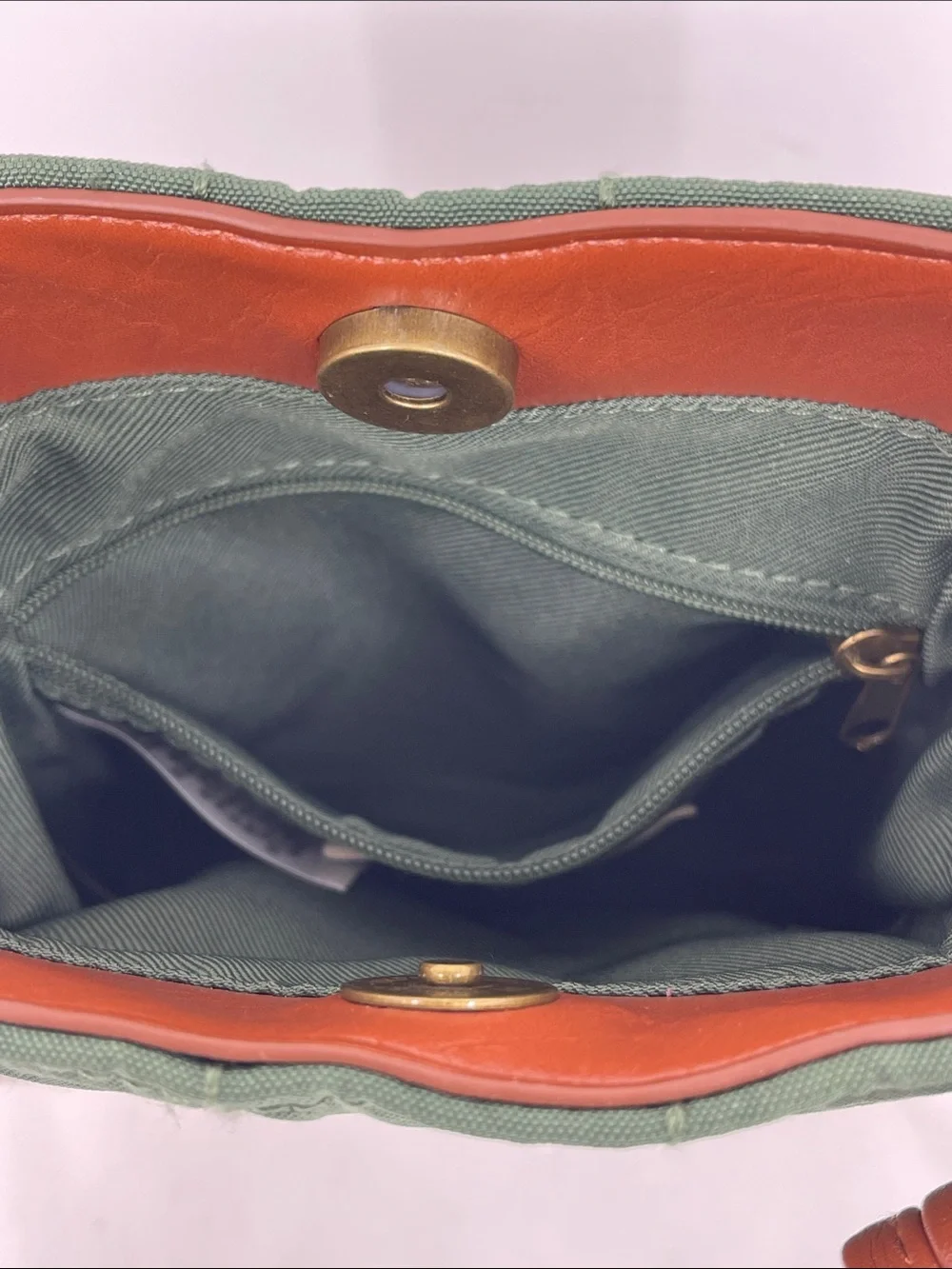 UNIVERSAL THREADS Quilted Green Sherpa-Trim Crossbody Bag. NWOT